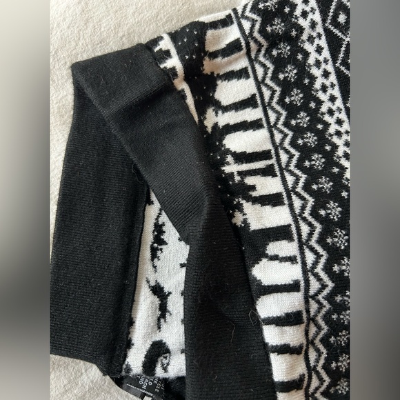 Torrid Disney The Nightmare Before Christmas Black Fair Isle Sweater Legging - Picture 2 of 6